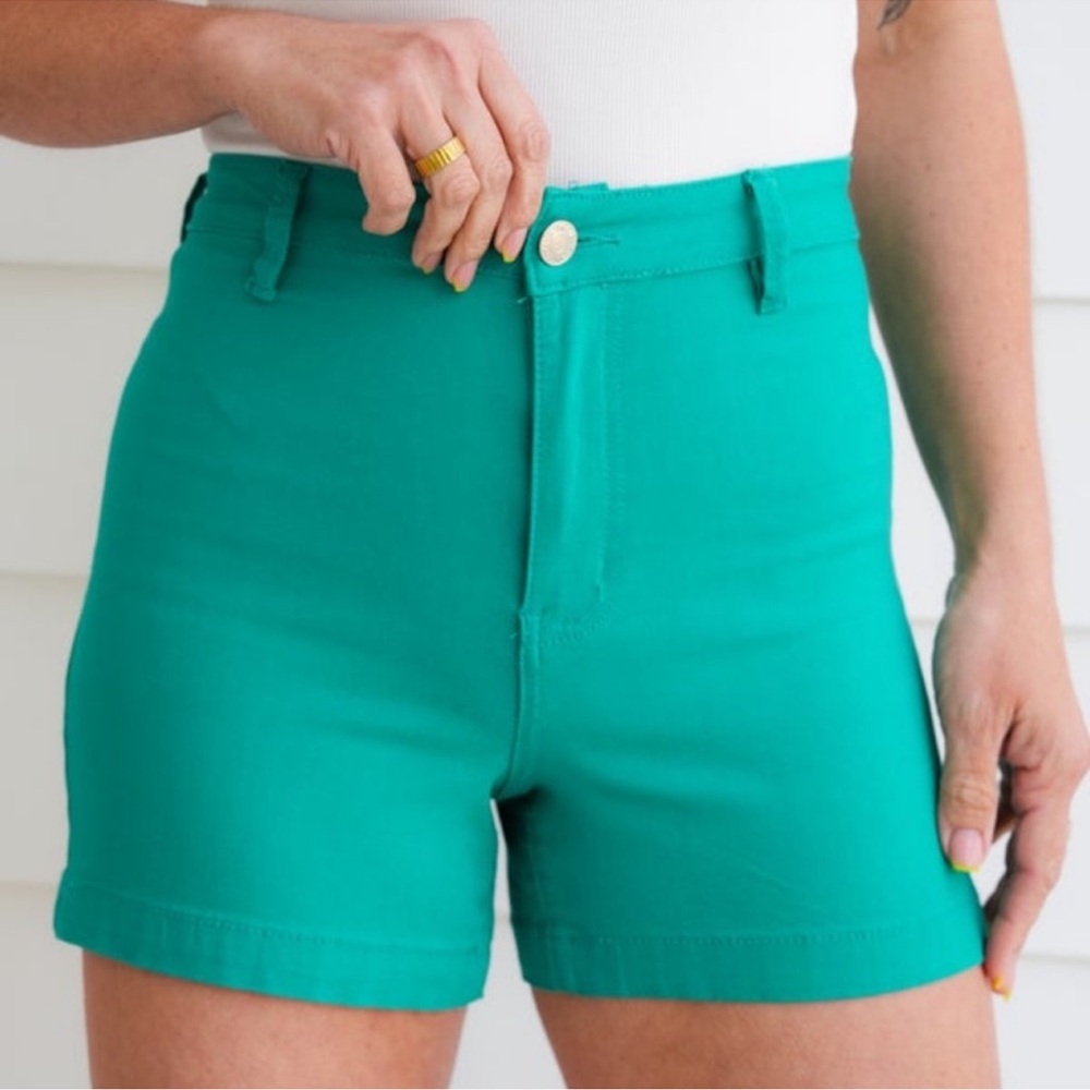 NWT YMI Seafoam Green High Waist Shorts size medium